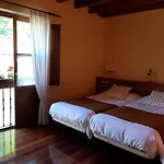 Отель Rural El Rexacu 2*