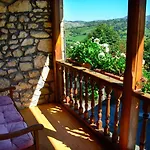 Отель Rural El Rexacu 2*