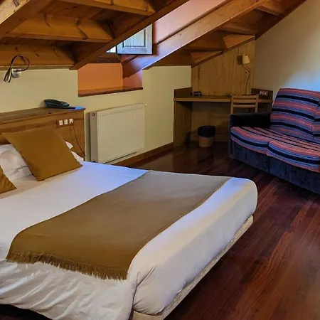 Rural El Rexacu Hotel 2*