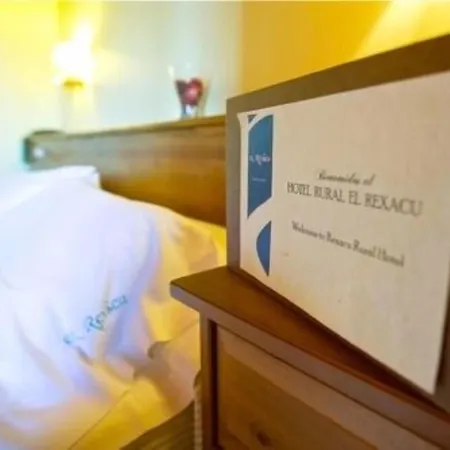 Hotel Rural El Rexacu 2*