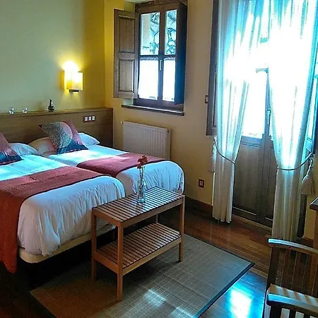 Hotel Rural El Rexacu