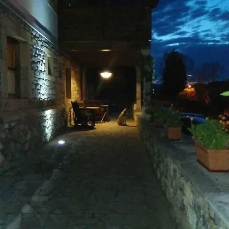 Hotel Rural El Rexacu