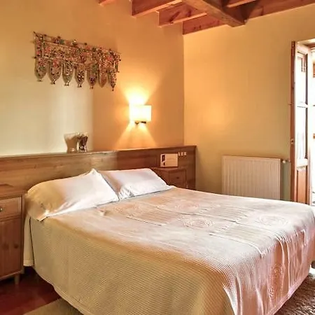 Hotel Rural El Rexacu 2*