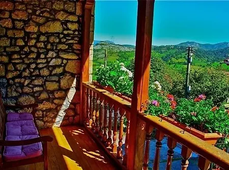 Rural El Rexacu Hotel 2*