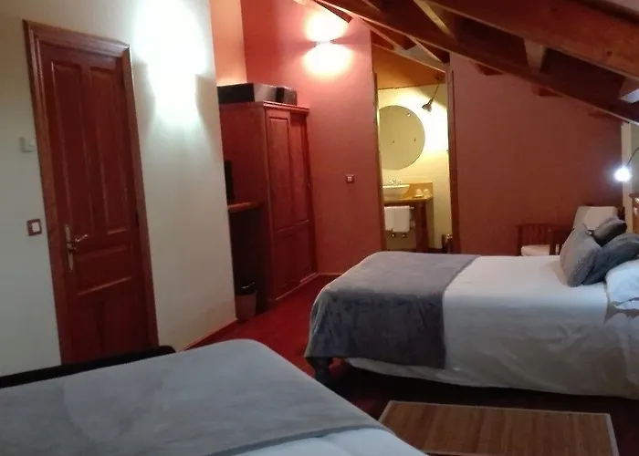 Hotel Rural El Rexacu 2*