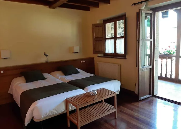 Rural El Rexacu Hotel