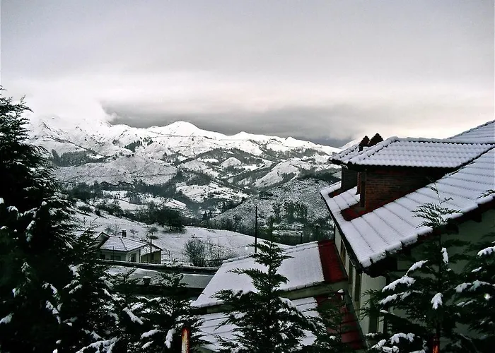 Hotel Rural El Rexacu